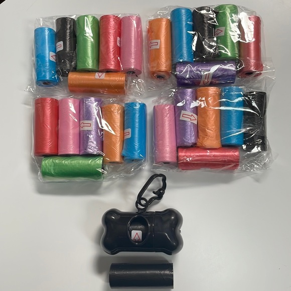 DOGGIE POOP BAGS & DISPENSER - Picture 4 of 4